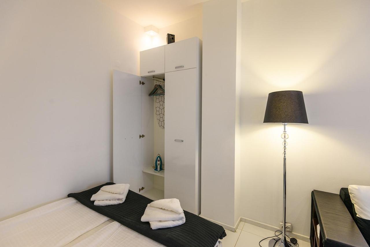 Zero-Waste Studio Apartment In Central Sofia Ngoại thất bức ảnh